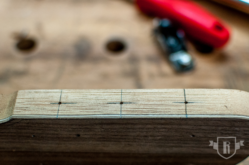 Bau einer Guitarlele: #8 Kopfplatte und Schlitze ausarbeiten