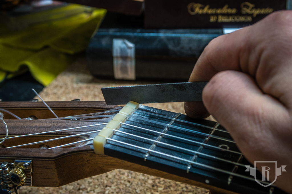 Bau einer Guitarlele: #23 Setup und Finish