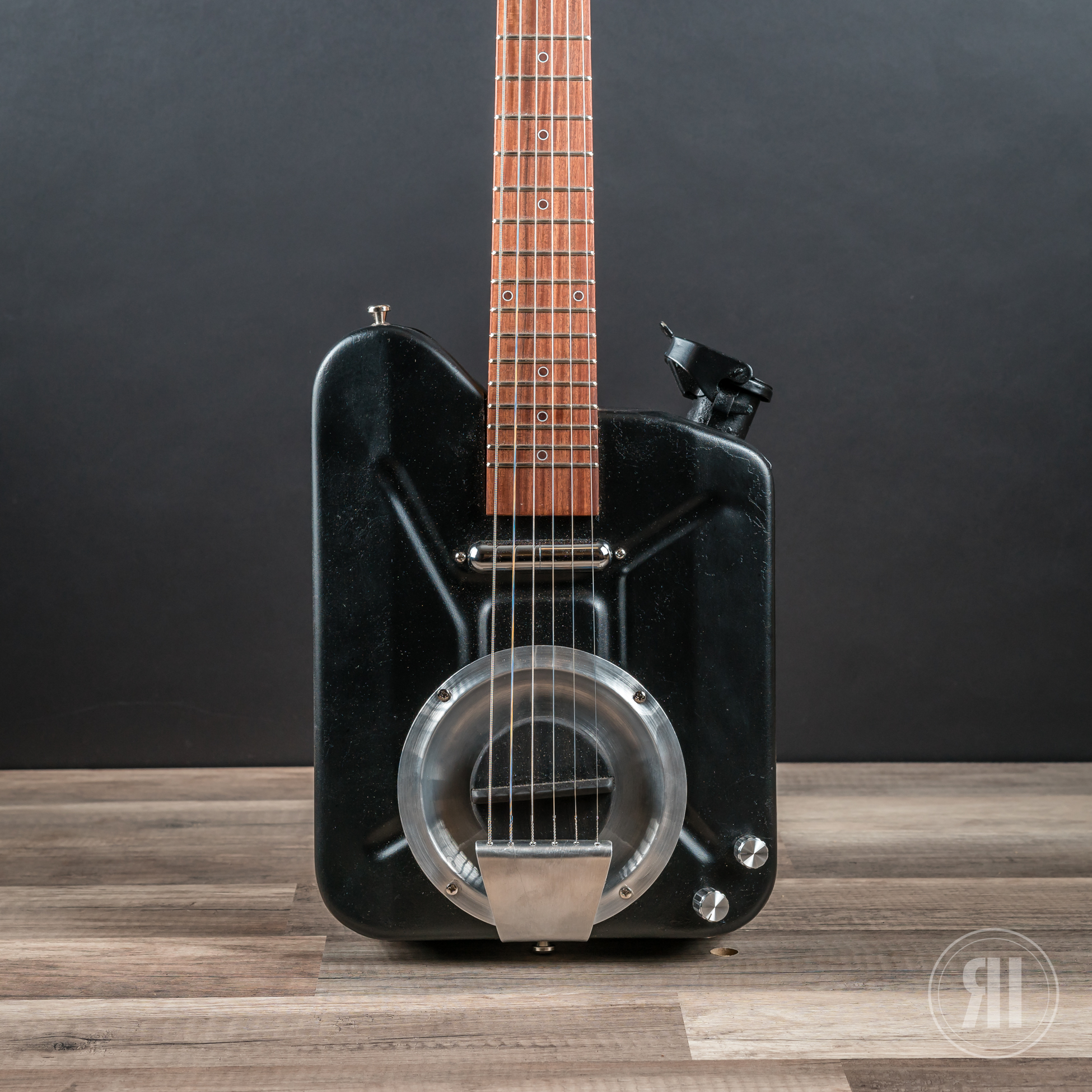 Gas Can Guitarlele 6-String Alfred with Resonator